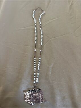 Pearl Beaded Caravan Pendant Necklace - White and Silver